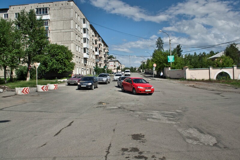 Пока этот участок дороги с односторонним движением. Фото: Вадим Аминов.
