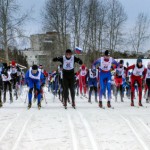 В гонке "Лыжня Зовет" ежегодно принимает участие свыше 100 спортсменов. Фото архив "Вечернего Краснотурьинска". 