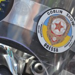 Наклейка недвусмысленно сообщает: владелец мотоцикла не прочь съездить в Крым.  Фото: Александр Сударев, \"ВК\" 