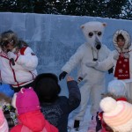 Сорока, Медведь и Снегурочка ведут программу "Золотая лихорадка". Фото: Вадим Аминов "ВК"