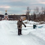 После уборки к скамейкам будет легко подойти. Фото: Вадим Аминов "ВК"