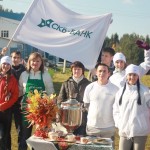 Главным блюдом команды "СКБ-банка" были блины. Фото: Алеся Копылова, "ВК".