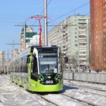 Прошлое, настоящее и будущее петербургского трамвая гармонично соседствуют на улицах. Фото: November_Foxtrot, сайт transphoto.ru